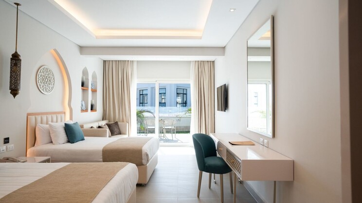 Sunrise Remal Beach Resort